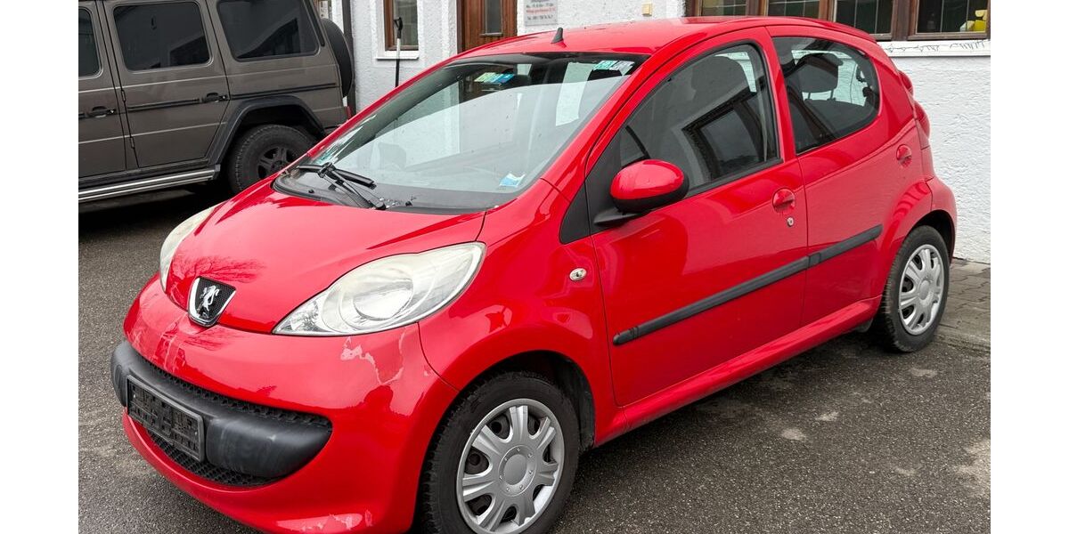 Peugeot 107 114.000 km 1.190 &euro; München 81479