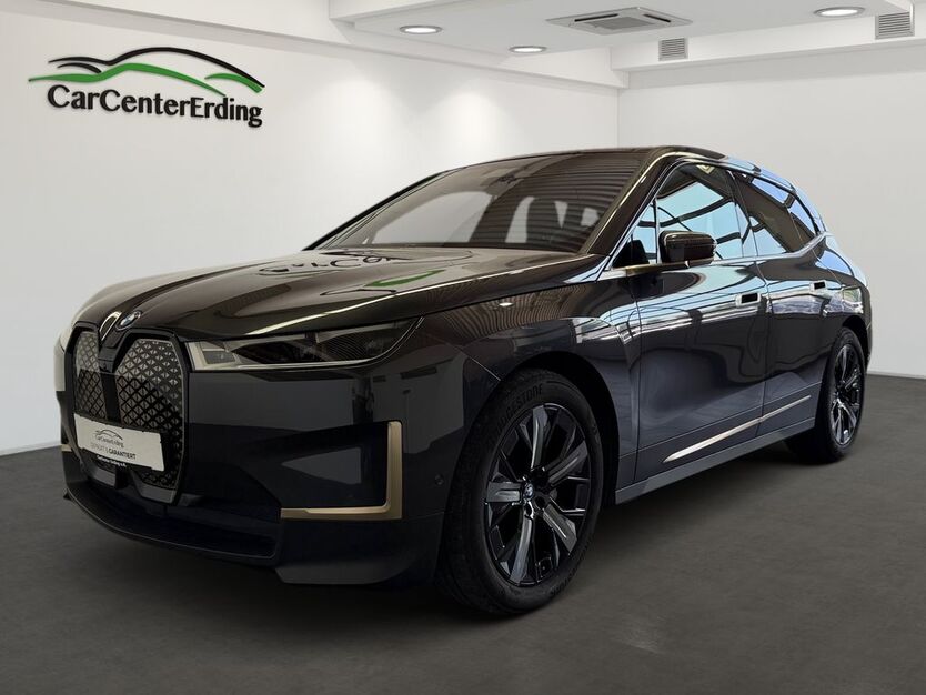 BMW iX 44.800 km 46.990 € Erding 85435