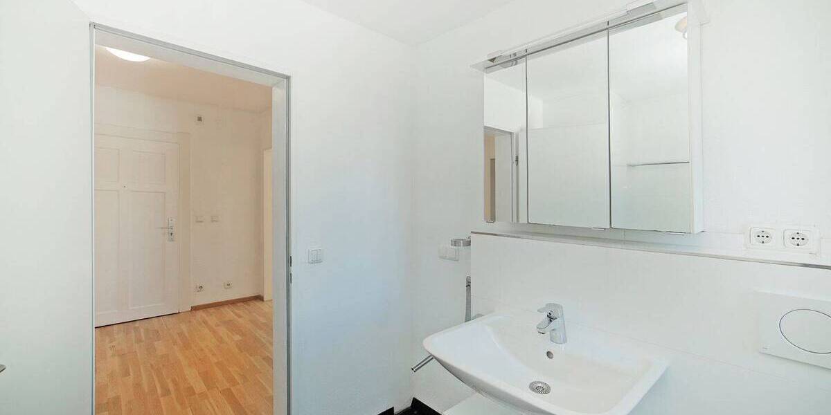 Etagenwohnung München Moosach - 3 Zimmer, 85 m&sup2;, 600.000&euro; | Angebot:26867036