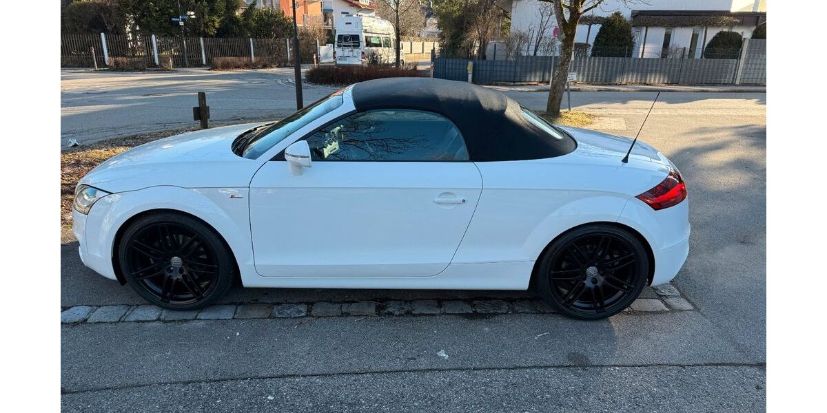 Audi TT 123.000 km 10.600 &euro; Riemerling 85521