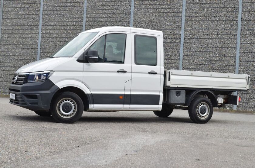 VW Crafter 85.400 km 25.580 € München 81243