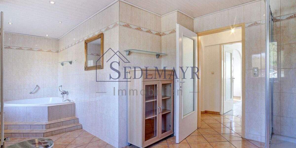 Reihenendhaus Gröbenzell - 3 Zimmer, 121 m&sup2;, 699.000&euro; | Angebot:25898247