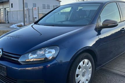 VW Golf 82.000 km 5.900 &euro; Höhenkirchen-Siegertsbrunn 85635