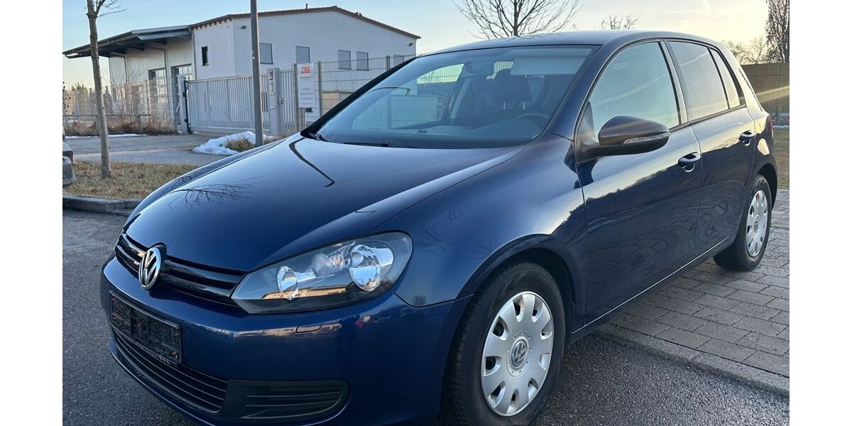 VW Golf 82.000 km 5.900 &euro; Höhenkirchen-Siegertsbrunn 85635