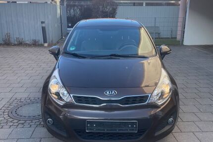 Kia Rio 172.300 km 5.500 &euro; Poing 85586