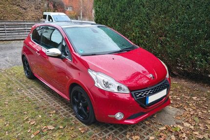 Peugeot 208 98.000 km 6.950 &euro; Fürstenfeldbruck 82256
