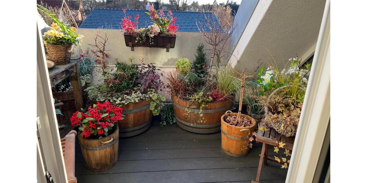 Dachgeschoßwohnung München Trudering - 2 Zimmer, 77 m&sup2;, 1.450&euro; | Angebot:25784387