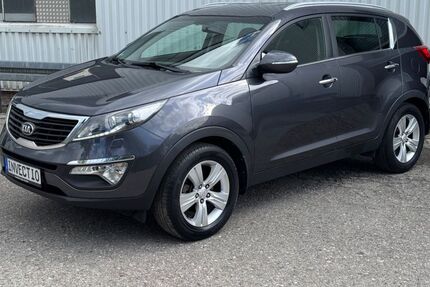 Kia Sportage 117.000 km 7.999 &euro; Puchheim Bahnhof (bei München) 82178