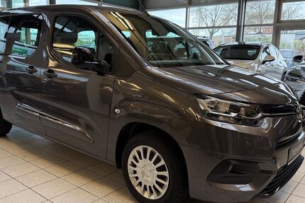 Toyota Proace City 36.998 km 26.895 &euro; Poing bei München 85586