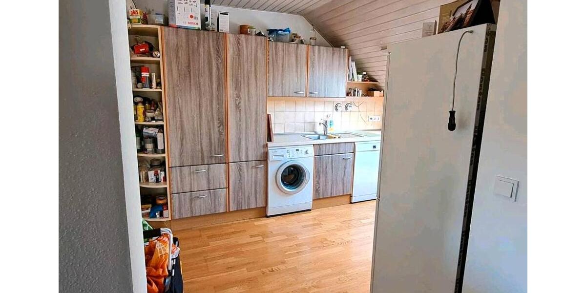 Dachgeschoßwohnung Gröbenzell - 2.5 Zimmer, 59 m&sup2;, 299.999&euro; | Angebot:26399374