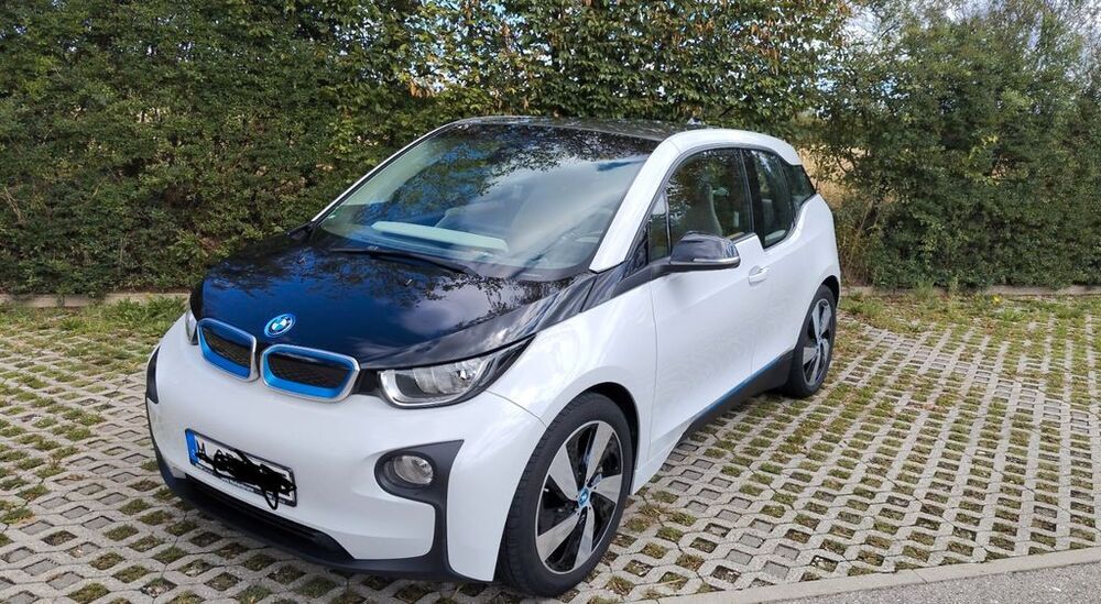 i3