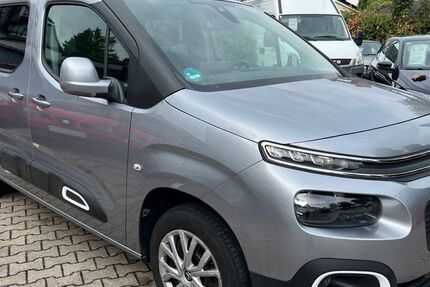 Citroen Berlingo 100.000 km 11.990 &euro; München 81825