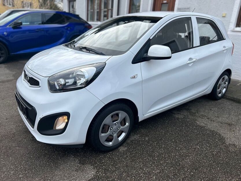 Kia Picanto 97.000 km 4.390 € München 81479