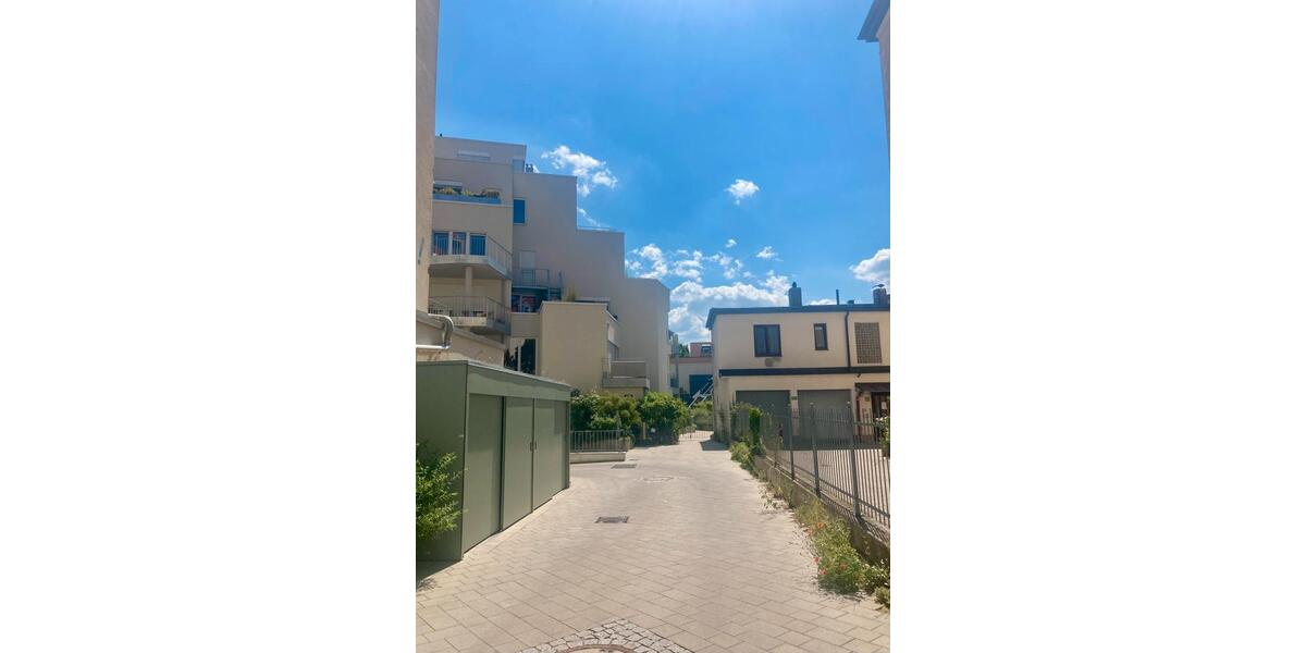 1 Zimmerwohnung ruhige grüne Terrasse im Innenhof Obergiesing 1 zimmer