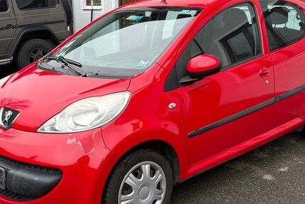 Peugeot 107 114.000 km 1.190 &euro; München 81479