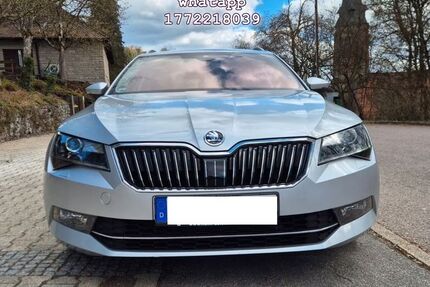 Skoda Superb 161.305 km 8.880 &euro; München 80331