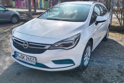 Opel Astra 54.000 km 11.590 &euro; München 80687