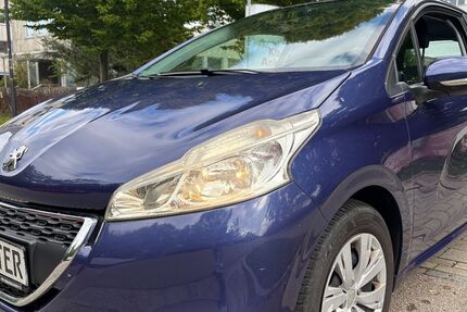 Peugeot 208 146.500 km 4.900 € Riemerling 85521