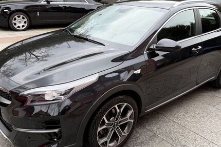 Kia XCeed 78.000 km 13.980 &euro; München 81827