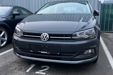 VW Polo 136.000 km 14.200 &euro; München 81929