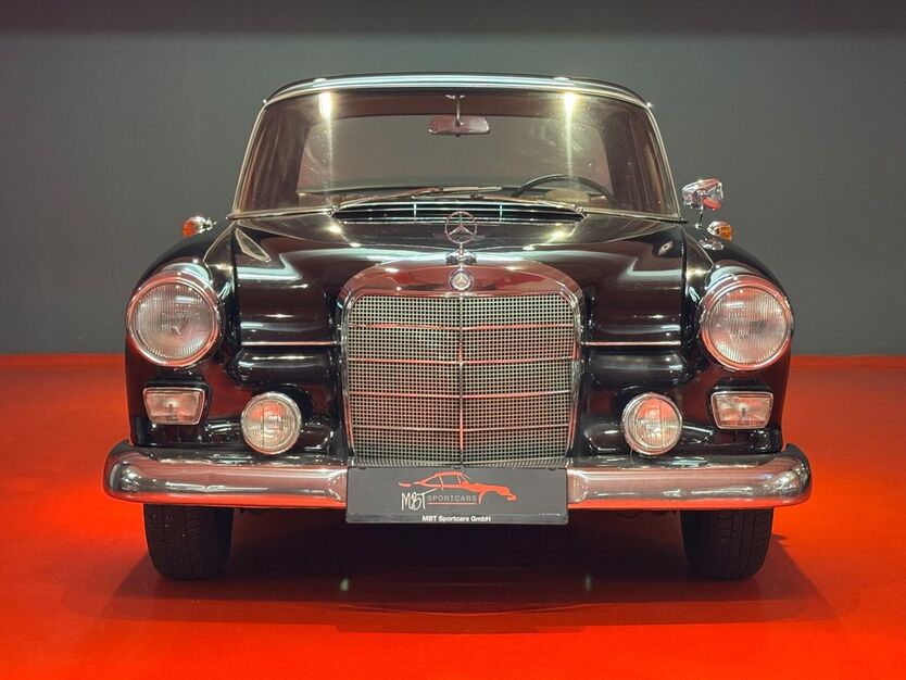 Mercedes-Benz 190 26.723 km 22.900 € München 80538