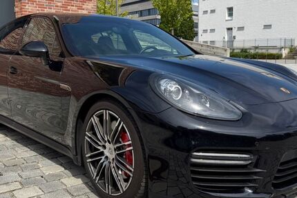 Porsche Panamera 75.400 km 49.900 € Unterföhring 85774