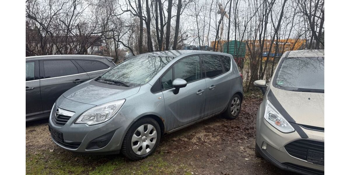 Opel Meriva 136.000 km 1.899 &euro; Markt Schwaben 85570