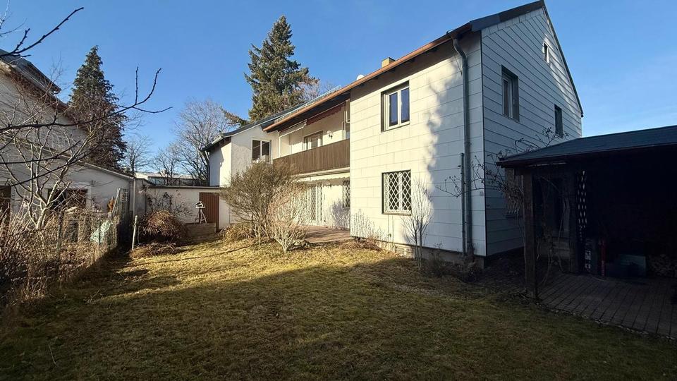 Großzügige 5-Zimmer-Wohnung im Erdgeschos eines Zweiparteinhauses 5 zimmer