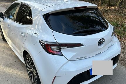 Toyota Corolla 76.000 km 16.900 &euro; Planegg 82152