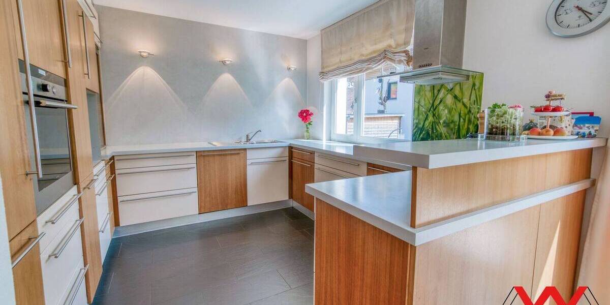 Einfamilienhaus Moosach - 5 Zimmer, 197 m&sup2;, 935.000&euro; | Angebot:25845072
