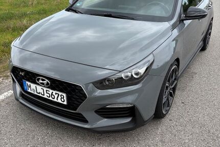 Hyundai i30 67.000 km 23.999 &euro; München 81927