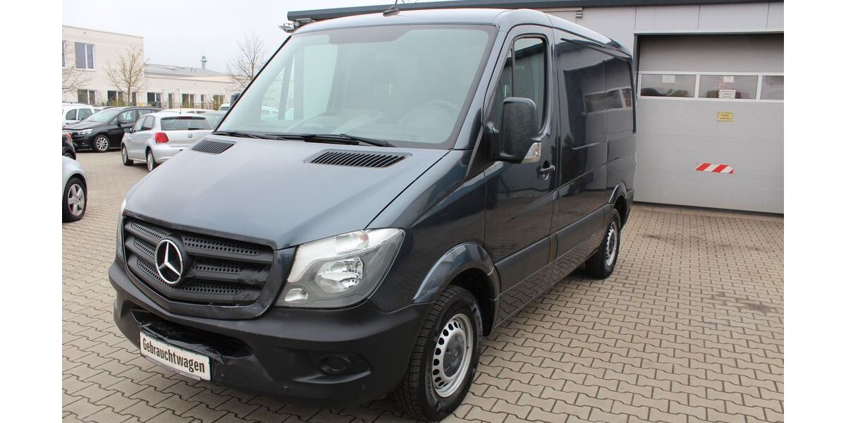 Mercedes-Benz Sprinter 144.000 km 8.900 &euro; Harthofen 85669