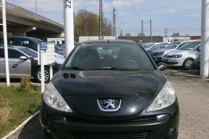Peugeot 206 166.000 km 2.550 &euro; München OT Trudering-Riem 81825