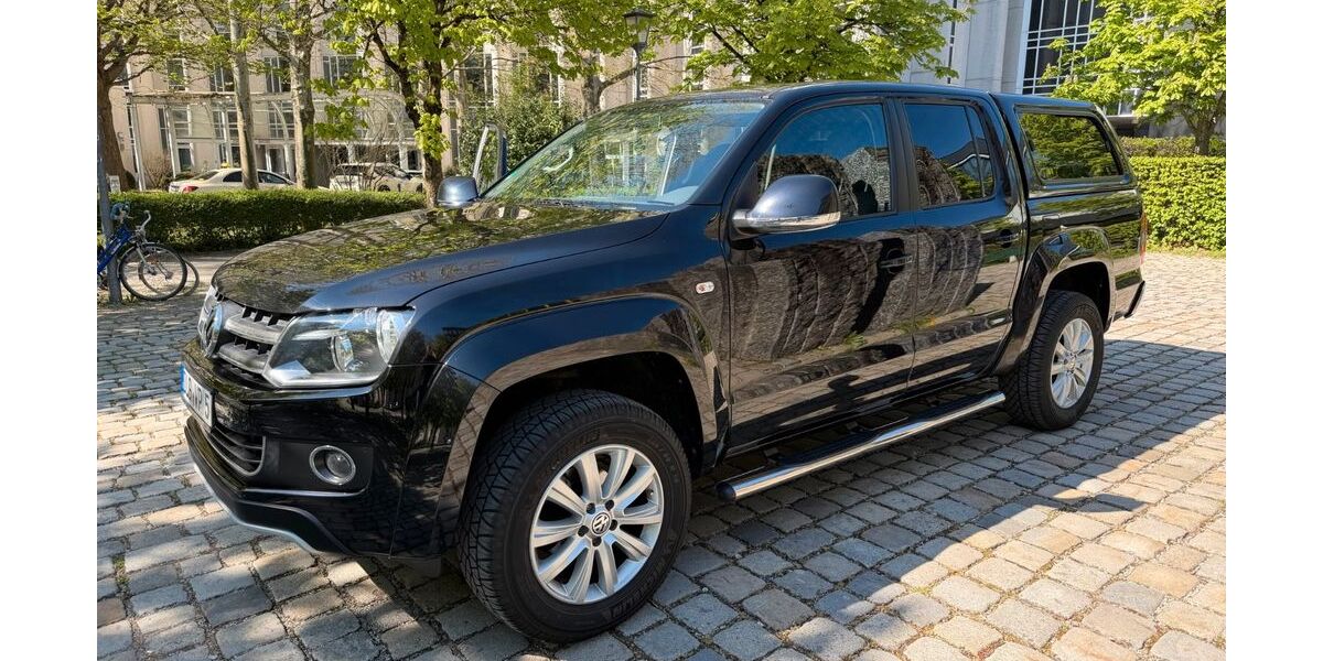VW Amarok 75.000 km 21.990 &euro; München 80809