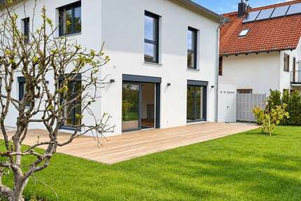 Haus München / Kleinhadern Kleinhadern - 5 Zimmer, 147 m&sup2;, 3.800&euro; | Angebot:27667274