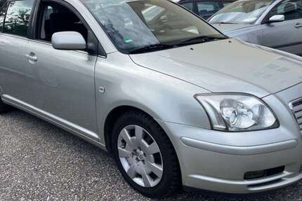 Toyota Avensis 200.000 km 2.000 € Dachau 85221