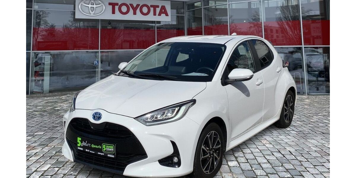 Toyota Yaris 25.423 km 19.590 &euro; München 80687