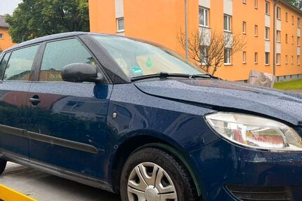 Skoda Fabia 234.000 km 1.100 &euro; München 81549