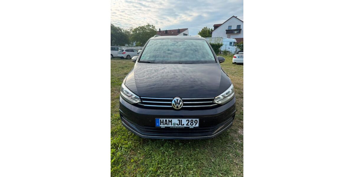 VW Touran 256.543 km 9.500 &euro; Unterschleißheim 85716