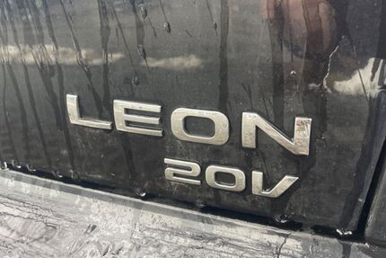 Seat Leon 216.000 km 1.000 &euro; Dachau (bei München) 85221