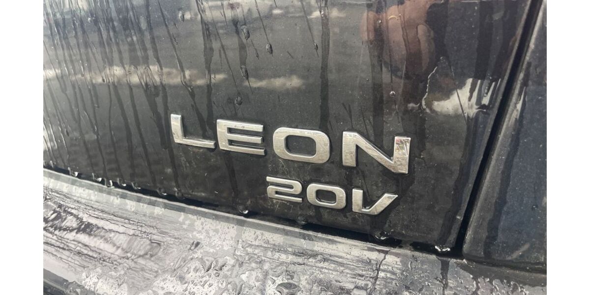 Seat Leon 216.000 km 1.000 &euro; Dachau (bei München) 85221