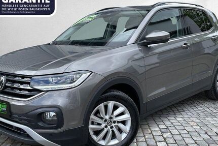 VW T-Cross 39.998 km 17.880 &euro; München 81827