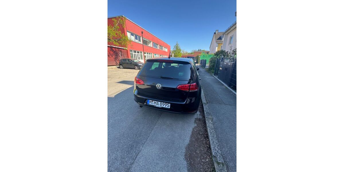 VW Golf 68.000 km 13.800 &euro; Germering 82110