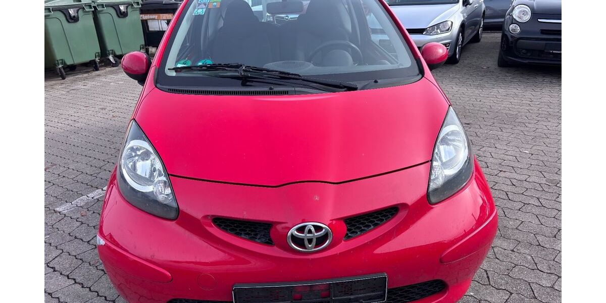 Toyota Aygo (X) 204.000 km 1.399 &euro; Garching bei München 85748