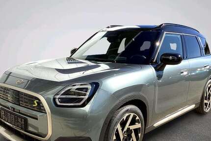 Mini Countryman SE All4 4.133 km 49.100 &euro; München 80788