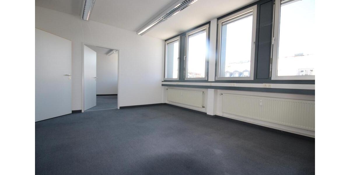 Gewerbeobjekt Putzbrunn - 2.700&euro; | Angebot:14746012