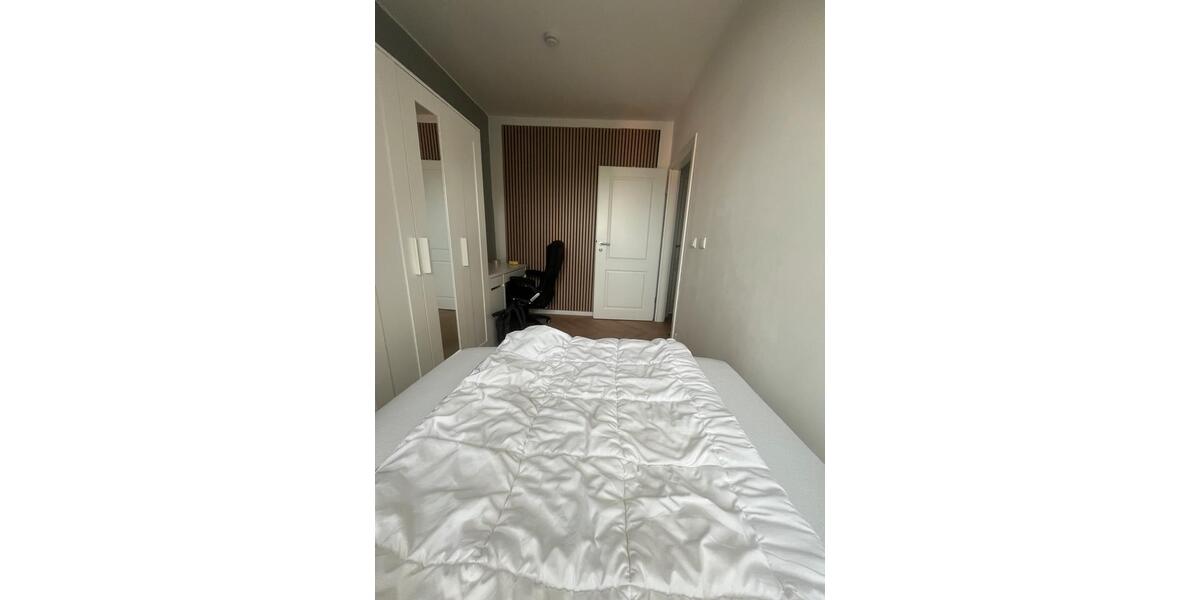 Dachgeschoßwohnung München Sendling-Westpark - 2 Zimmer, 12 m&sup2;, 750&euro; | Angebot:26478197