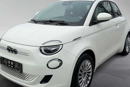 Fiat 500 11.300 km 18.690 &euro; München 81249