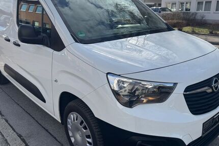 Opel Combo 63.305 km 13.800 &euro; Puchheim 82178