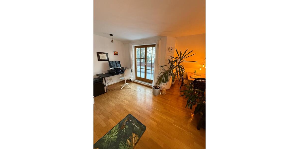 Etagenwohnung München Trudering-Riem - 2 Zimmer, 65 m&sup2;, 1.440&euro; | Angebot:25755019